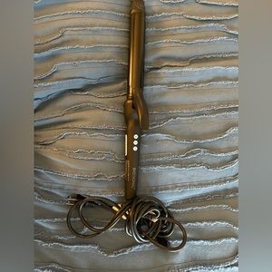 Bio Ionic Long Barrel Curling Iron